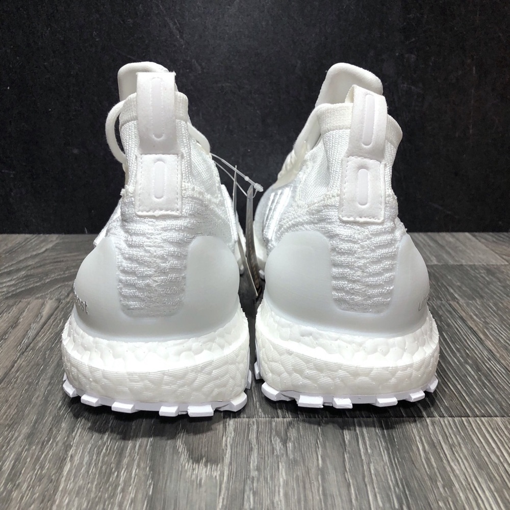 Adidas UltraBoost ATR Undyed Running Shoe Size 9 - Picture 5 of 8